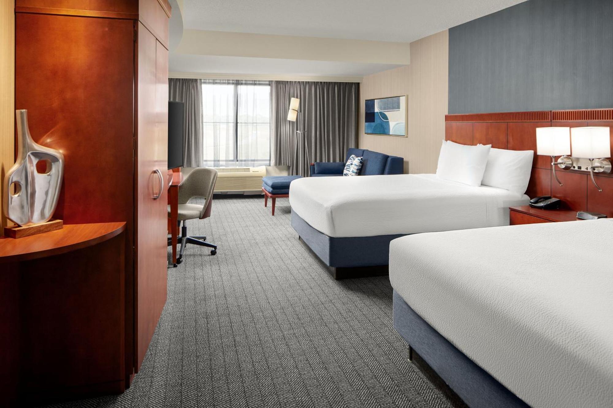 Courtyard By Marriott Winchester Medical Center Exterior photo